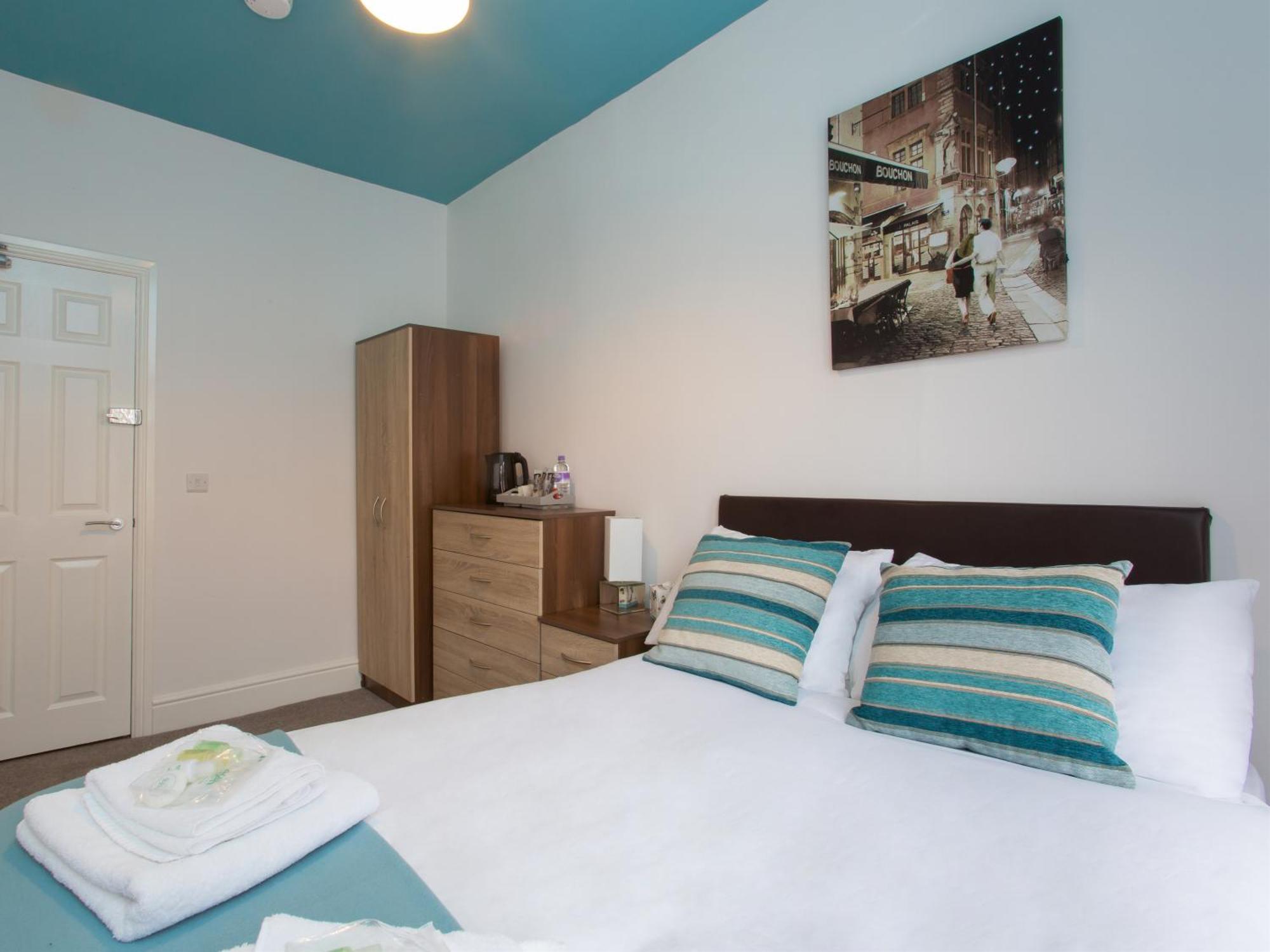 Townhouse @ West Avenue Crewe Bed & Breakfast Cameră foto